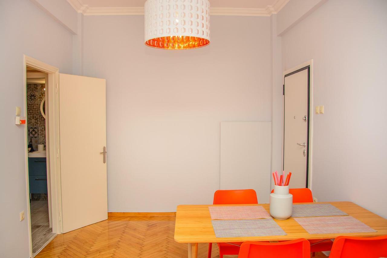 Fully Renovated And Relaxing Apartment Atenas Exterior foto